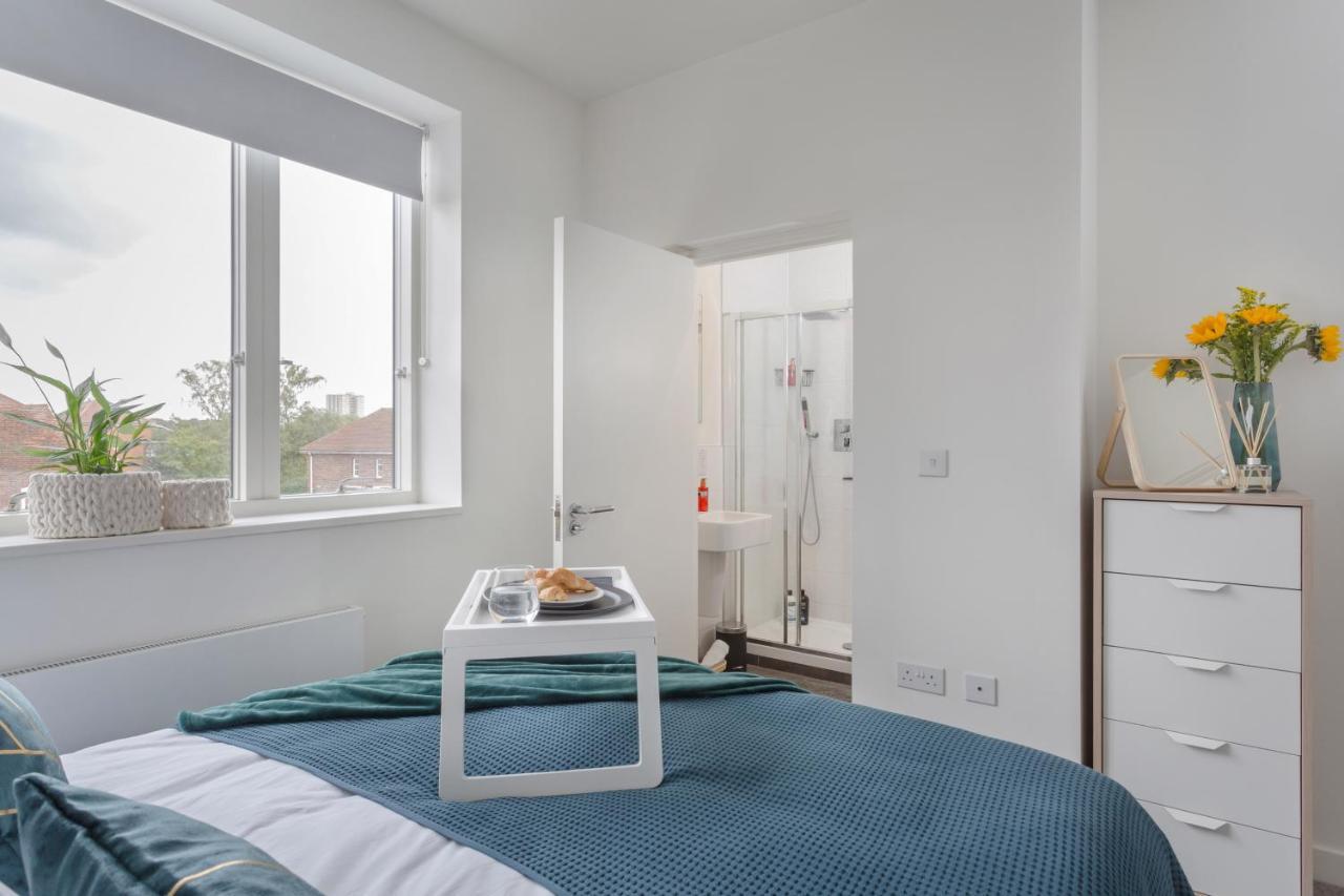 Luxury Serviced Apartments Stevenage, Hertfordshire מראה חיצוני תמונה