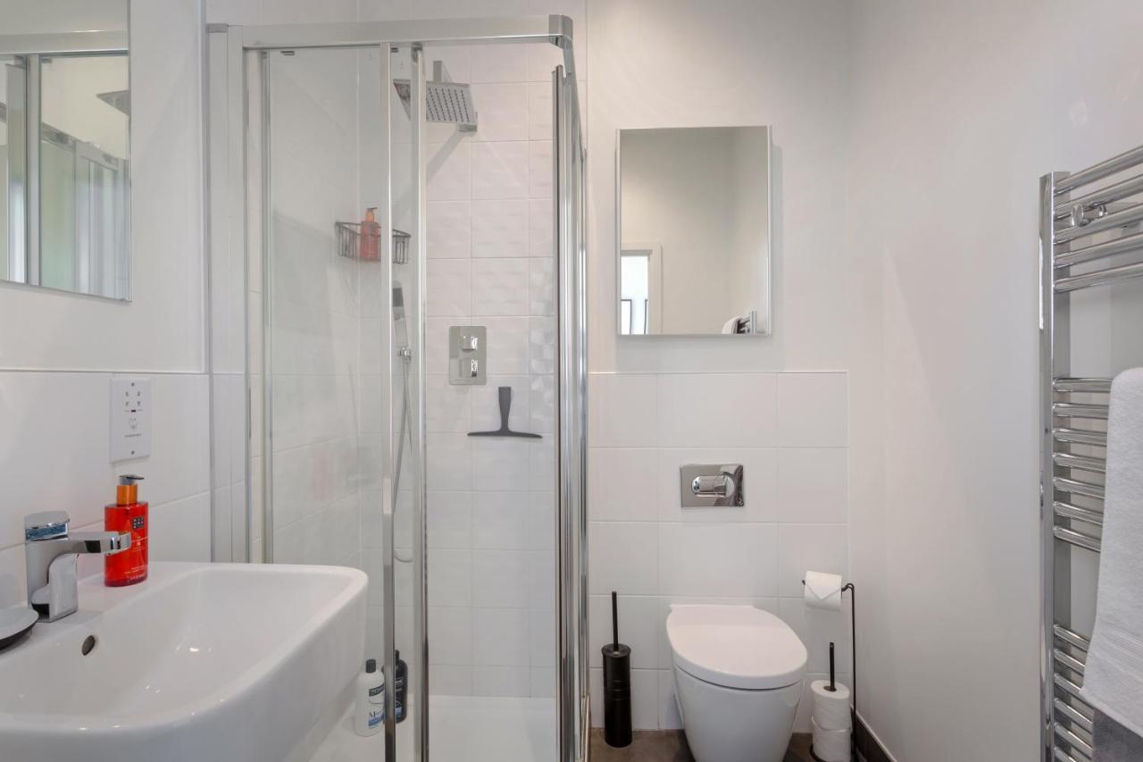 Luxury Serviced Apartments Stevenage, Hertfordshire מראה חיצוני תמונה