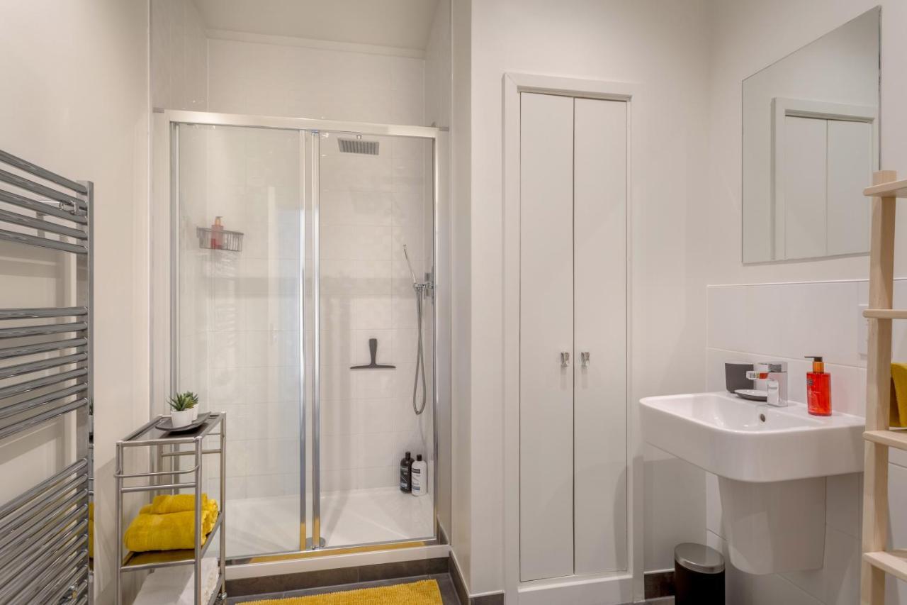 Luxury Serviced Apartments Stevenage, Hertfordshire מראה חיצוני תמונה