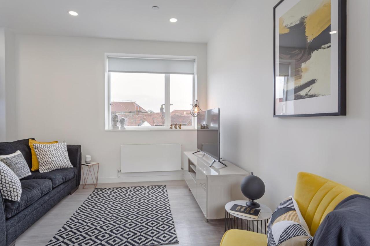 Luxury Serviced Apartments Stevenage, Hertfordshire מראה חיצוני תמונה