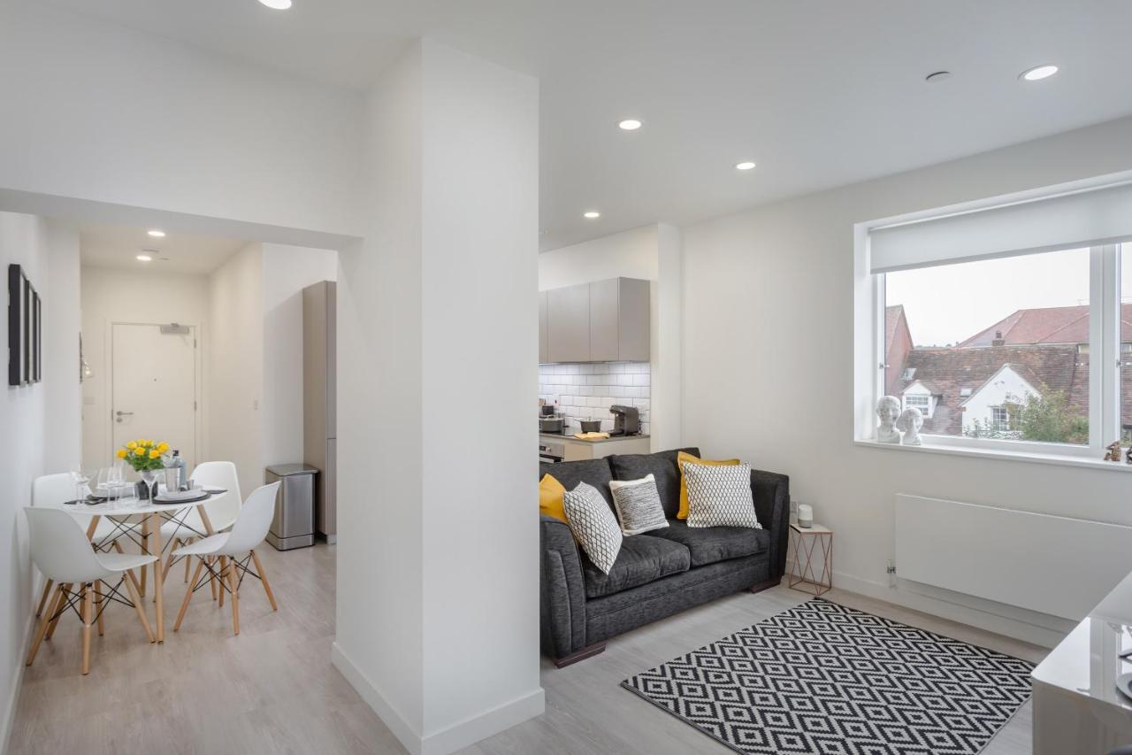 Luxury Serviced Apartments Stevenage, Hertfordshire מראה חיצוני תמונה