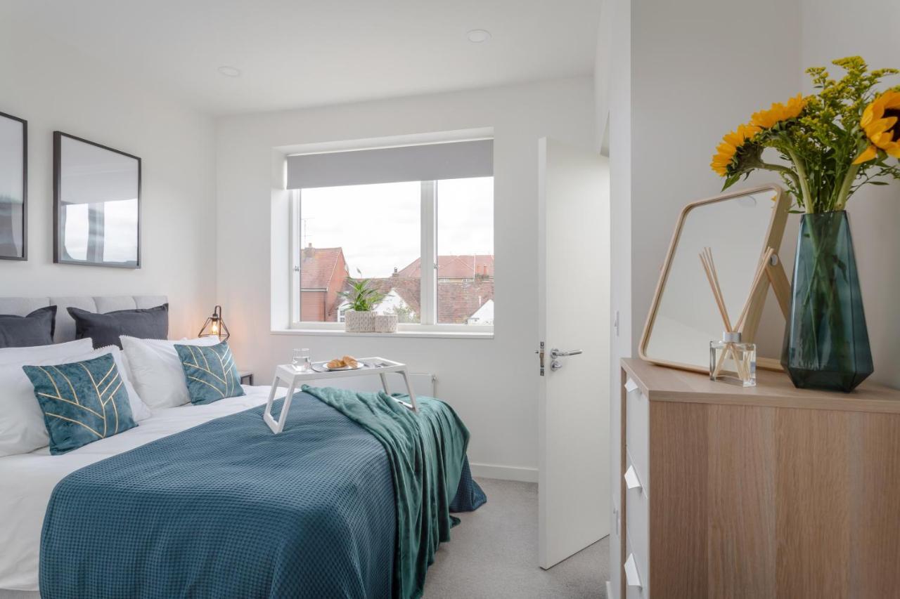 Luxury Serviced Apartments Stevenage, Hertfordshire מראה חיצוני תמונה